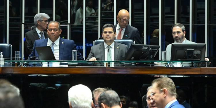 Fim-Da-Escala-6X1-Mandato-5-Anos-Pauta-Senado-2026 - Gazeta Mercamtil