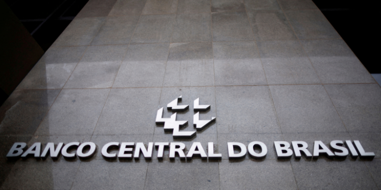 Taxa Selic Mantida Em 15%: Copom Sinaliza Cortes E Alerta Para Inflação - Gazeta Mercantil