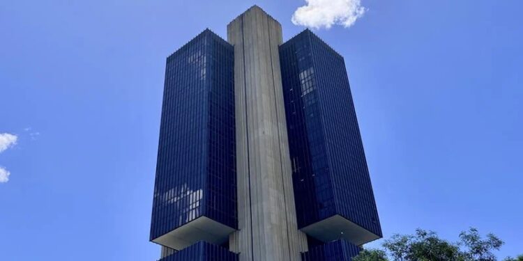 Cortes De Juros: Ex-Diretores Do Bc Veem Espaço Para Queda Da Selic - Gazeta Mercantil