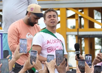 Nikolas Ferreira Usa Colete Balístico Em Caminhada A Brasília E Reforça Esquema De Segurança - Gazeta Mercantil