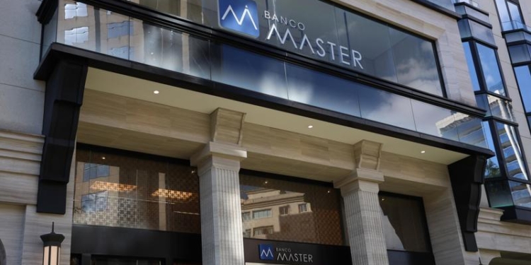 Operação Compliance Zero: PF Adia Depoimentos sobre Fraude de R$ 12 Bi no Banco Master 1 GAZETA MERCANTIL Operação Compliance Zero: Pf Adia Depoimentos Sobre Fraude De R$ 12 Bi No Banco Master - Gazeta Mercantil