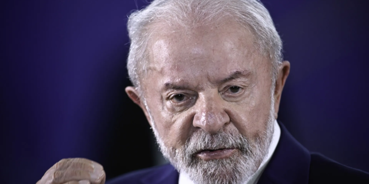 Lula enfrenta pressão por reforma ministerial após sinalização de saída de Lewandowski e Haddad 1 GAZETA MERCANTIL Movimentações No Primeiro Escalão Do Governo Antecipam Debate Sobre Mudanças Estratégicas Na Esplanada Dos Ministérios - Gazeta Mercantil - Fundada Em 1920