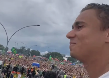 Nikolas Ferreira Encerra Caminhada Em Brasília E Desafia Moraes: Análise Completa - Gazeta Mercantil