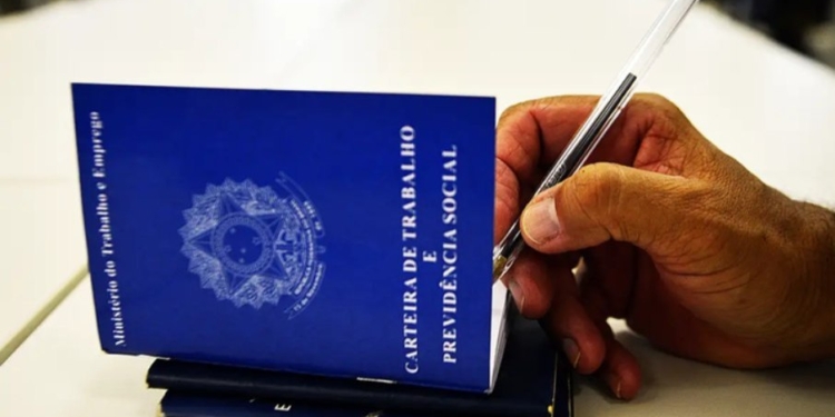 Nova Regra de Estágio Redefine Direitos e Obrigações de Estudantes e Empresas 1 GAZETA MERCANTIL Nova Regra De Estágio Redefine Direitos E Obrigações De Estudantes E Empresas - Gazeta Mercantil