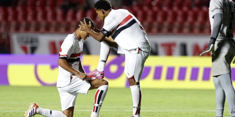 São Paulo Futebol Clube completa 96 anos em meio a crise esportiva e institucional 1 GAZETA MERCANTIL Final Da Copinha 2026: Cruzeiro X Spfc No Pacaembu - Ingressos E Onde Assistir - Gazeta Mercantil - São Paulo Futebol Clube