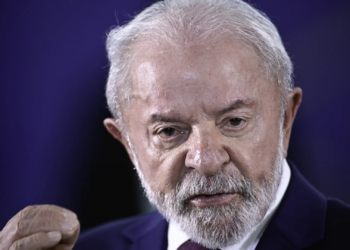 Lula Lidera Contra Flávio Bolsonaro Em Todos Os Cenários De Primeiro Turno - Gazeta Mercantil