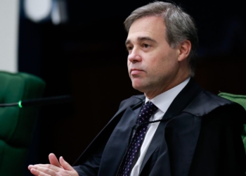 Mendonça Se Reúne Com Delegados Da Pf Para Se Atualizar Sobre Investigação Do Banco Master