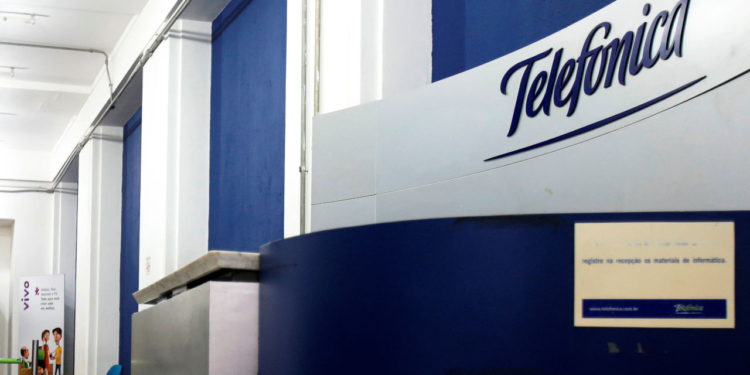 Telefônica Brasil - Gazeta Mercantil