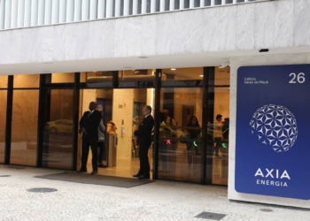 Axia Energia (AXIA3) avalia migração para Novo Mercado e Safra aumenta preço-alvo 12 GAZETA MERCANTIL Axia - Gazeta Mercantil