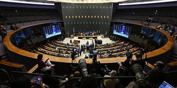 Escala 6×1: Pl E União Tentam Barrar Votação Da Pec Antes Das Eleições - Gazeta Mercantil