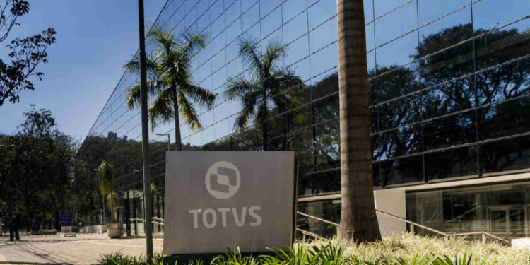 Totvs (TOTS3) hoje: lucro do 4T25 cresce 44% e receita atinge R$ 1,5 bilhão 1 GAZETA MERCANTIL Totvs (Tots3) Hoje: Lucro Do 4T25 Cresce 44% E Receita Atinge R$ 1,5 Bilhão - Gazeta Mercantil