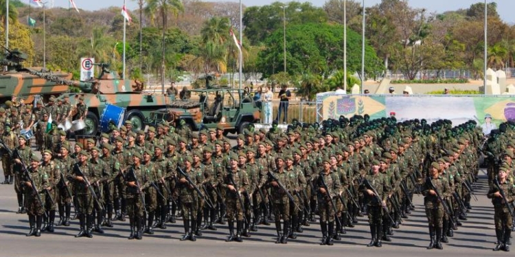 Concurso Do Exército 2026: Vagas Para Professores, Salários De Até R$ 13 Mil E Inscrições Abertas - Gazeta Mercantil