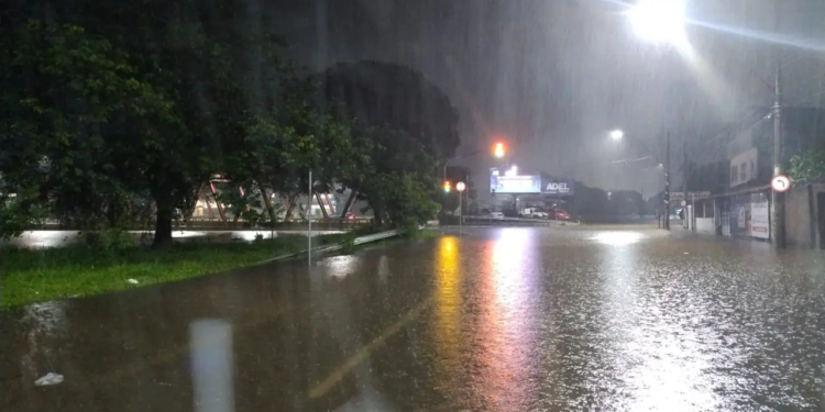 Juiz De Fora Decreta Calamidade Após 14 Mortes Por Chuvas - Gazeta Mercantil