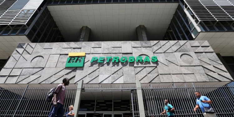 Petrobras - Gazeta Mercantil