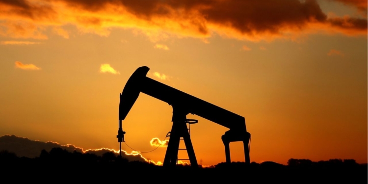 Petróleo Sobe Com Negociações Eua-Irã E Tarifas De 15% - Gazeta Mercantil