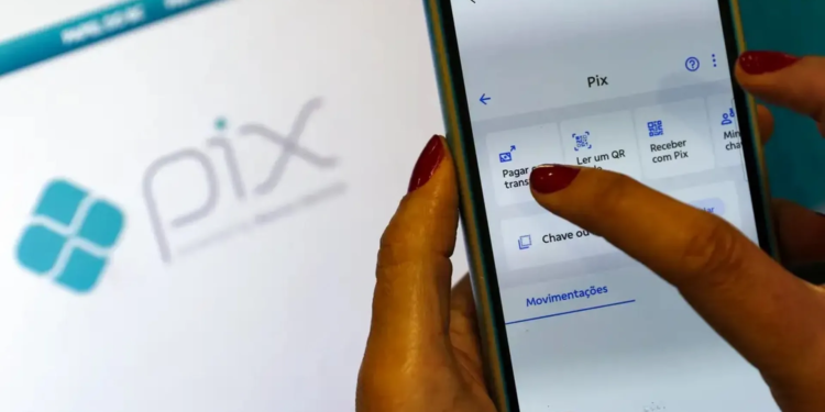 Pix por aproximação no iPhone volta à mira do Cade e preocupa bancos e fintechs 1 GAZETA MERCANTIL Pix Por Aproximação Completa Um Ano Com Baixa Adesão