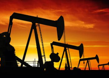 Petróleo Hoje Sobe Mais De 4% Com Tensão Global E Pressiona Petrobras (Petr3; Petr4) - Gazeta Mercantil