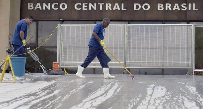 Banco Master Pagou R$ 25 Milhões A Ex-Presidentes Do Bc Antes Da Liquidação-Gazeta Mercantil