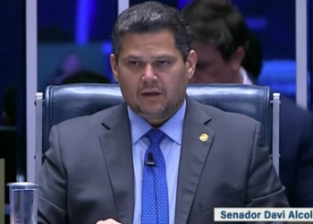 Alcolumbre - Gazeta Mercantil