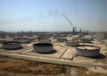 Ataques Fecham Oleoduto Da Arábia Saudita E Ameaçam 4 Milhões De Barris De Petróleo Por Dia-Gazeta Mercantil