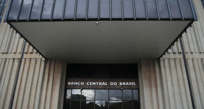 Ata Do Copom Sinaliza Manutenção De Juros Elevados No Brasil - Gazeta Mercantil