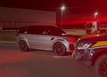 PRF apreende carro de luxo do sicário de Vorcaro em Minas Gerais 4 GAZETA MERCANTIL Prf Apreende Carro De Luxo Do Sicário De Vorcaro Em Minas Gerais - Gazeta Mercantil