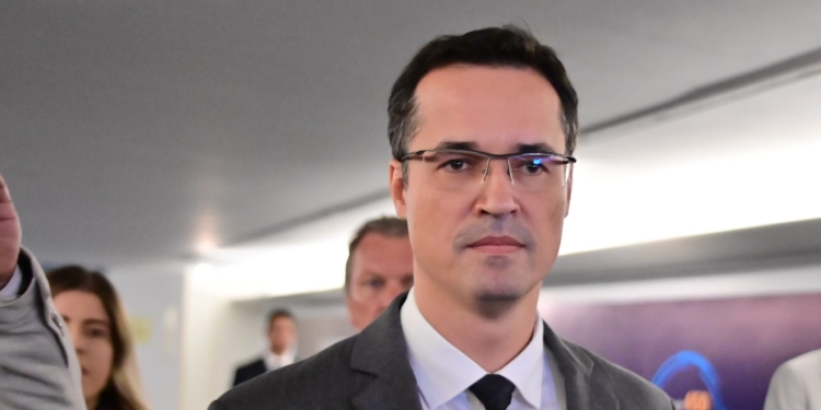 TRE-PR manda Deltan desativar Instagram ou retirar propaganda eleitoral 1 GAZETA MERCANTIL Tre-Pr Manda Deltan Desativar Instagram Ou Retirar Propaganda Eleitoral - Gazeta Mercantil - Política