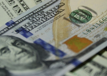 Dólar À Vista Hoje Fecha Em Alta Leve E Reflete Cenário Global E Petróleo-Gazeta Mercantil