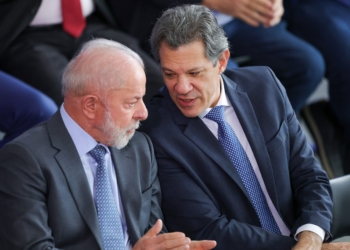 Haddad Confirma Candidatura Em São Paulo E Negocia Composição Da Chapa Com Lula - Gazeta Mercantil