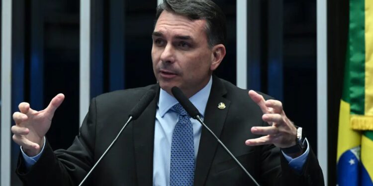 Ruralistas Devem Apoiar Flávio Bolsonaro Em 2026 E Ampliam Ruptura Com Lula - Gazeta Mercantil