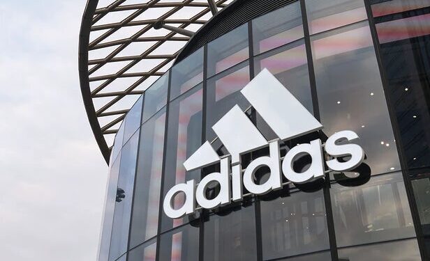 Adidas Tenta Virar O Jogo Contra A Nike Após Recorde Histórico, Mas Ações Seguem Pressionadas Na Bolsa - Gazeta Mercantil