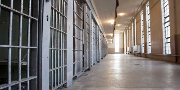 Sicário Ligado A Vorcaro Morre Após Ser Encontrado Desacordado Em Cela - Gazeta Mercantil