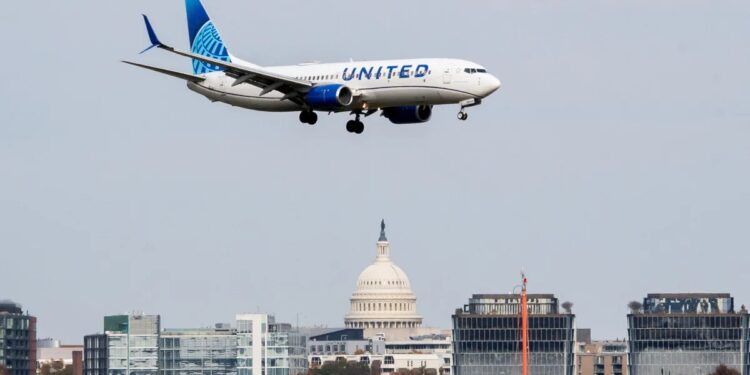 United E American Estudam Mega Fusão E Azul (Azul4) E Gol (Goll4) Podem Entrar No Jogo - Gazeta Mercantil