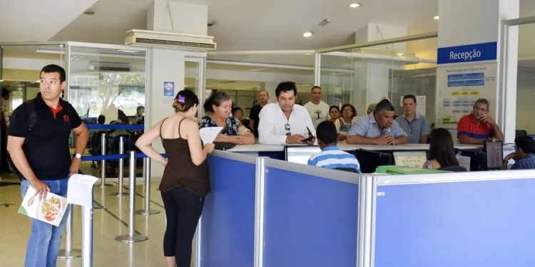 Fila Do Inss - Gazeta Mercantil