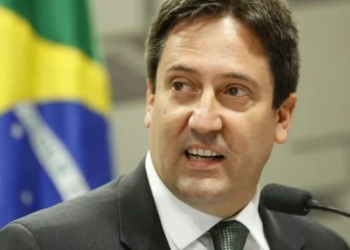 Ex-Chefe Do Bc Entra No Foco Após Repasse De R$ 1,3 Milhão Do Master - Gazeta Mercantil