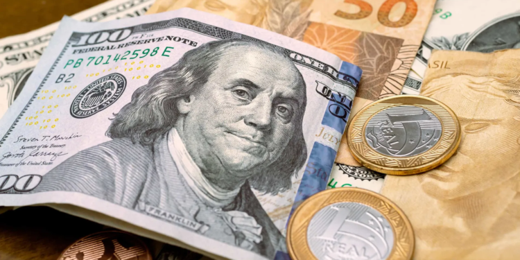 Valorização do real em 2026: dólar pode cair para R$ 4,90 e surpreende o mercado 1 GAZETA MERCANTIL Dólar Fica Abaixo Dos R$ 5 Pela Primeira Vez Em Dois Anos