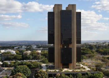 Banco Central Decreta Liquidação Da Frente Corretora De Câmbio - Gazeta Mercantil - Frente Corretora De Câmbio