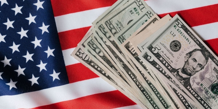 Dólar Abaixo De R$ 4,90: Queda Pode Continuar Ou Chegou Ao Limite? - Gazeta Mercantil - Dólar