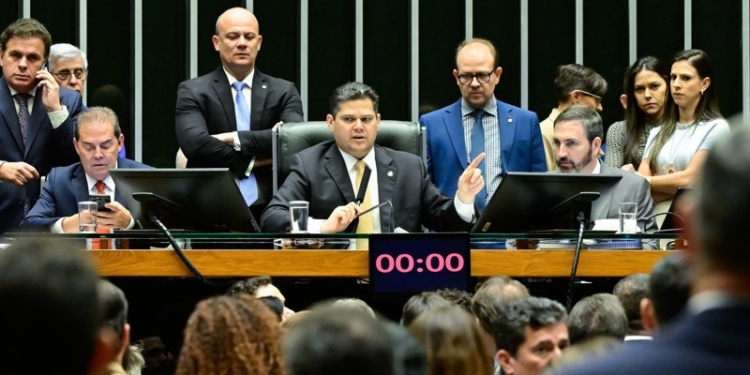 Dosimetria: Congresso Derruba Veto De Lula E Abre Caminho Para Reduzir Pena De Bolsonaro - Gazeta Mercantil