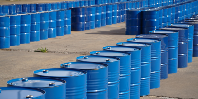 Petróleo acima de US$ 110 e IPCA-15 pressionam juros e câmbio no Brasil; veja análise 1 GAZETA MERCANTIL Barril De Petróleo - Gzt - Gazeta Mercantil