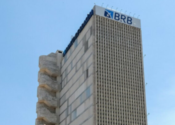 Crise Do Brb Se Agrava Após Faltas Na Câmara Do Df E Pressão Sobre Banco Master - Gazeta Mercantil