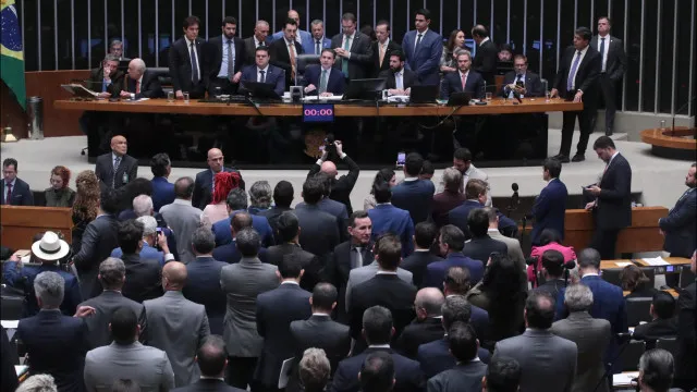 Fim Da Escala 6X1: Proposta Avança Na Câmara E Define Nova Fase De Debates - Gazeta Mercantil