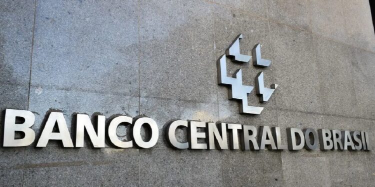 Economia Aquecida Pressiona Inflação E Deve Retardar Queda Dos Juros No Brasil, Apontam Analistas-Gazeta Mercantil