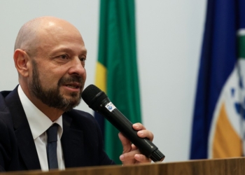 Governo Troca Comando Do Inss, Demite Gilberto Waller E Nomeia Ana Cristina Viana Silveira - Gazeta Mercantil