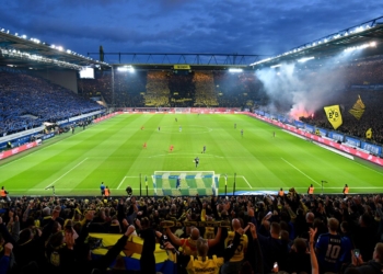 Hoffenheim X Borussia Dortmund: Onde Assistir, Horário E Análise Completa Do Duelo Pela Bundesliga O Confronto Hoffenheim X Borussia Dortmund Desponta Como Um Dos Principais Jogos Da Rodada Da Bundesliga, Reunindo Duas Equipes Com Perfis Distintos, Mas Inseridas Em Um Mesmo Ambiente De Alta Competitividade. Marcado Para As 10H30 (Horário De Brasília), O Duelo Atrai A Atenção De Torcedores E Analistas Que Acompanham O Futebol Alemão. Neste Contexto, Hoffenheim X Borussia Dortmund Ganha Relevância Não Apenas Pelo Peso Dos Clubes Envolvidos, Mas Também Pelo Impacto Direto Na Tabela E Nas Ambições De Cada Equipe Dentro Da Temporada. A Seguir, Uma Cobertura Completa Com Foco Em Transmissão, Cenário Competitivo E Análise Tática Aprofundada.-Gazeta Mercantil