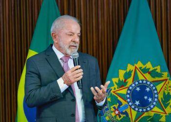 Lula Chama Taxa Das Blusinhas De Desnecessária E Admite Desgaste Político Sobre Compras Internacionais - Gazeta Mercantil