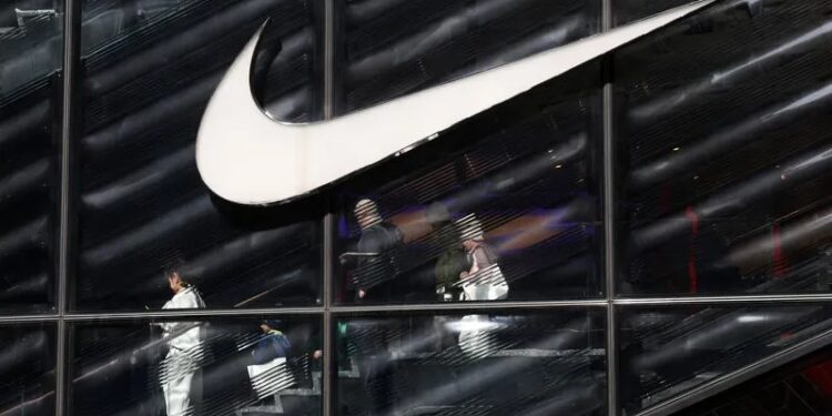 Nike (NKE) perde fôlego após erros estratégicos e vê concorrência avançar 1 GAZETA MERCANTIL Nike - Gazeta Mercantil