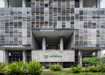 Petrobras - Gzt - Gazeta Mercantil