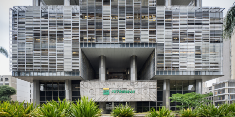 Petrobras - Gzt - Gazeta Mercantil