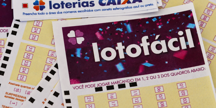 Lotofácil 3688: veja os números sorteados nesta segunda-feira 1 GAZETA MERCANTIL Lotofácil 3688: Veja Os Números Sorteados Nesta Segunda-Feira- Gazeta Mercantil